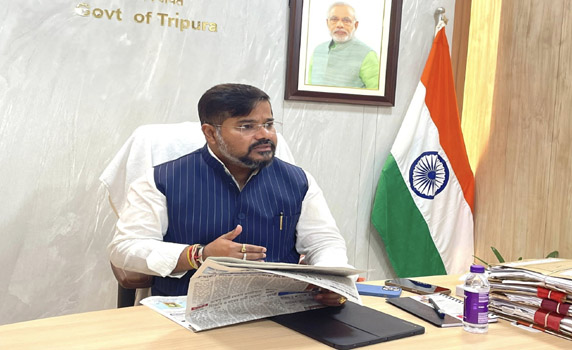 Food Minister Sushanta Chowdhury chairs meeting on LPG gas supply. 